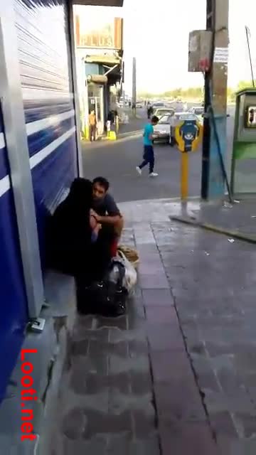 Iranian Public Sex Sucking Woman’s Tits.mp4 - تماشای آنلاین در بکن تو