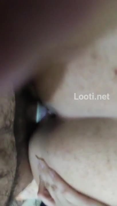 زنشو داگی از کوس میکنه و ناله میکنه زیر کیر کلفتش چه کون گرد و قلمبه ای داره.mp4 - تماشای آنلاین در بکن تو
