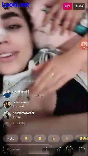 لایو مادر و دختر نوک ممه هاشونو نشون میدن.mp4 - تماشای آنلاین در بکن تو