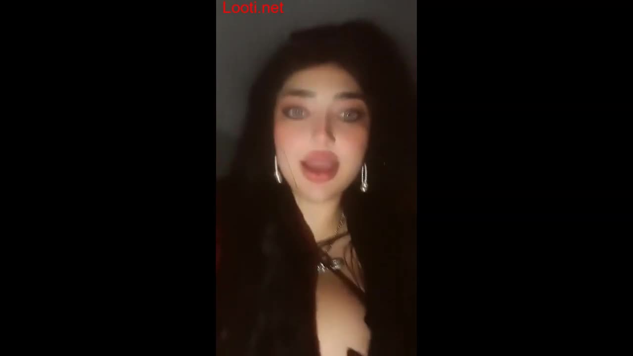 لایو مهلا نوک ممه هاش افتاده بیرون.mp4 - تماشای آنلاین در بکن تو
