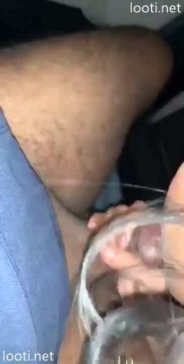 تینیج حشری تو ماشین ساک میزنه و بعدش داگی کص میده.mp4 - تماشای آنلاین در بکن تو