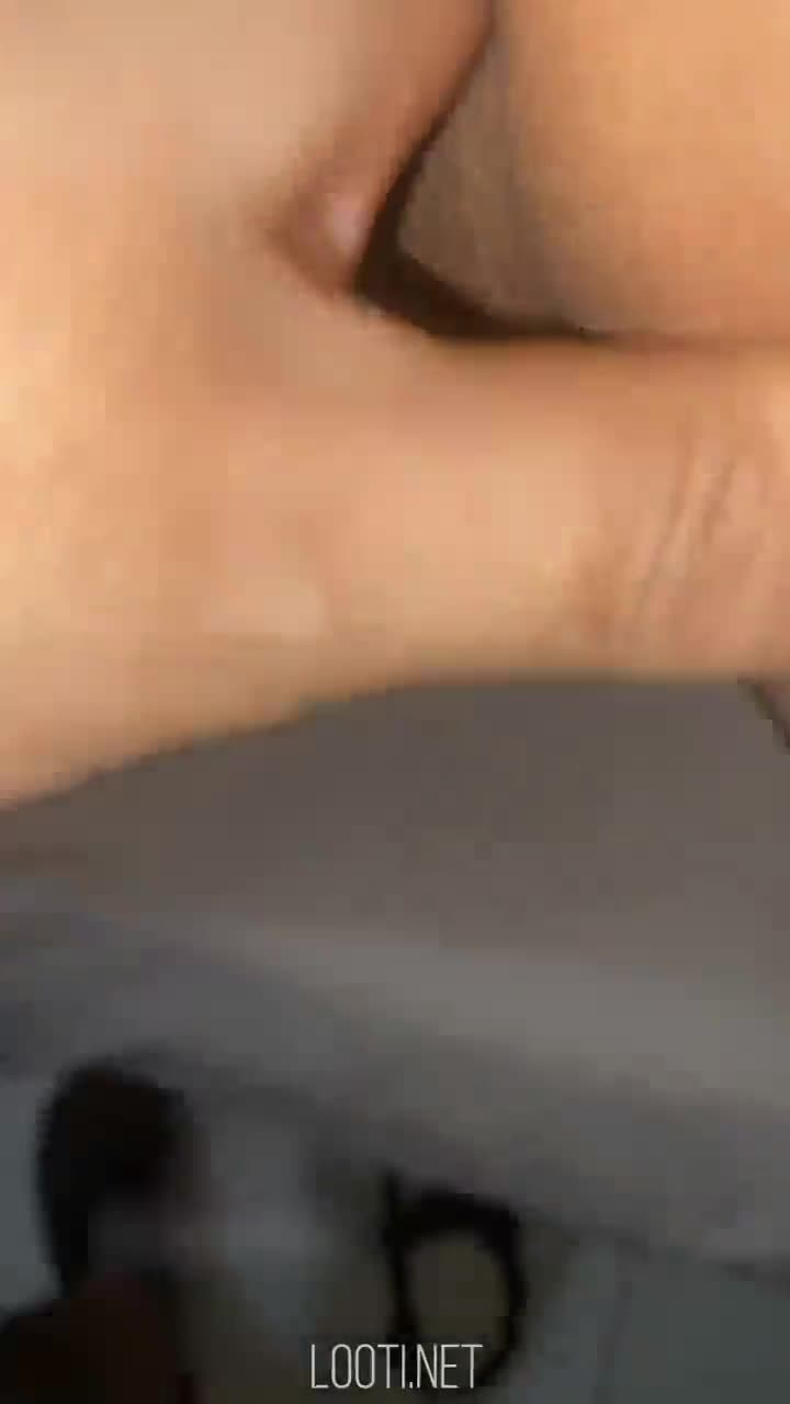 اول با انگشت میکنه تو کص دختره بعد میکنتش داگی کونش میلرزه.mp4 - تماشای آنلاین در بکن تو