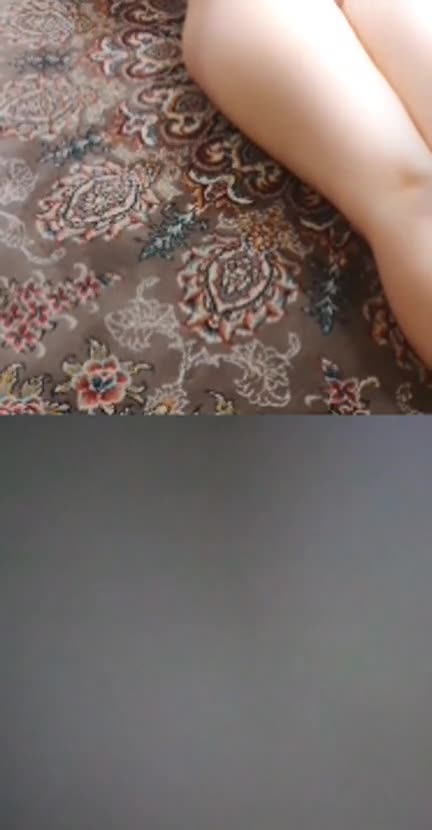 زنش خوابیده کونشو نشون میده.mp4 - تماشای آنلاین در بکن تو